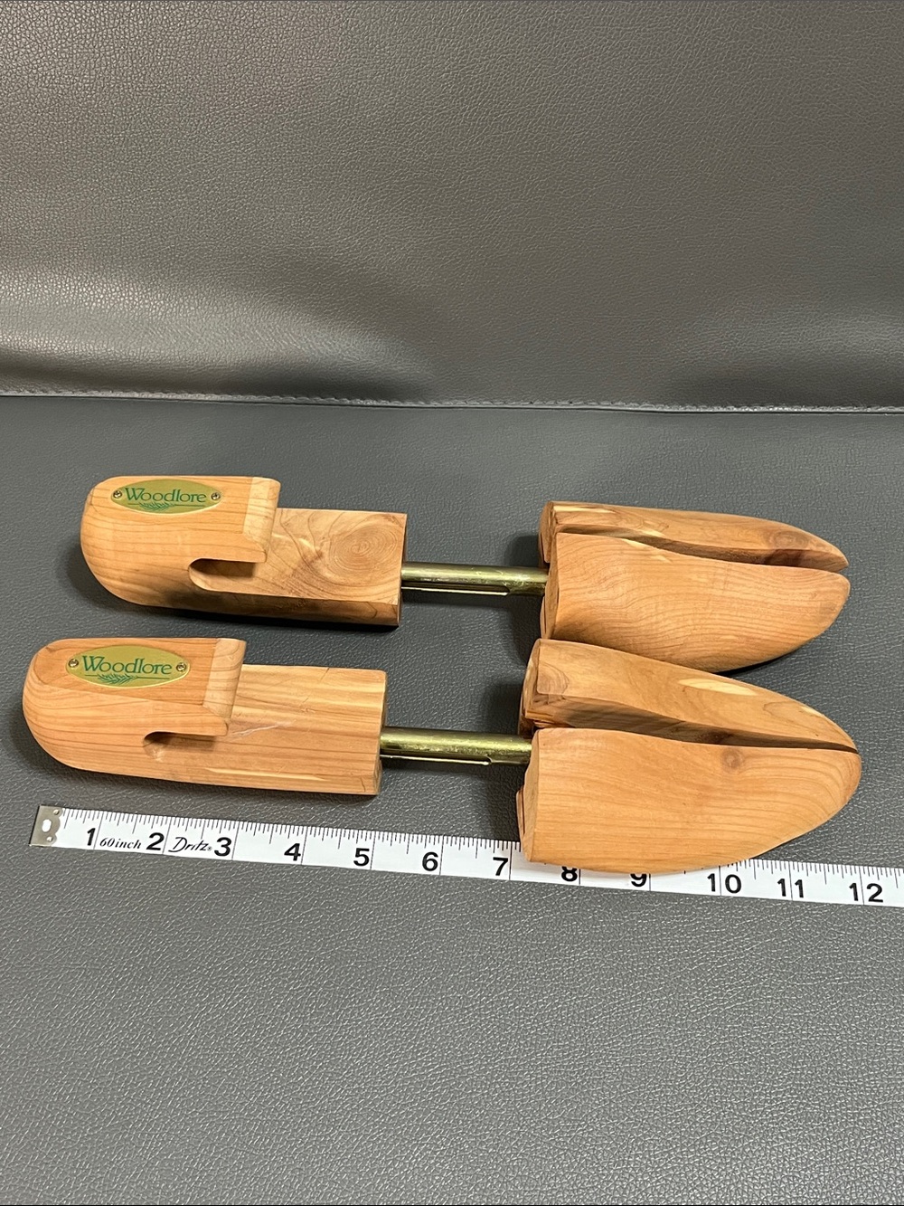Woodlore Cedar Shoe Tree set-Like New!